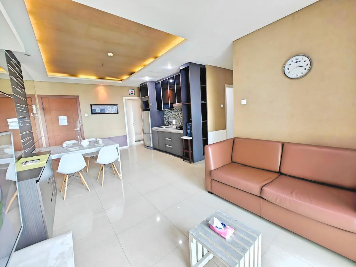 Strategic 3br Thamrin Near Pl & Gi By 2ndhome Apartemen *